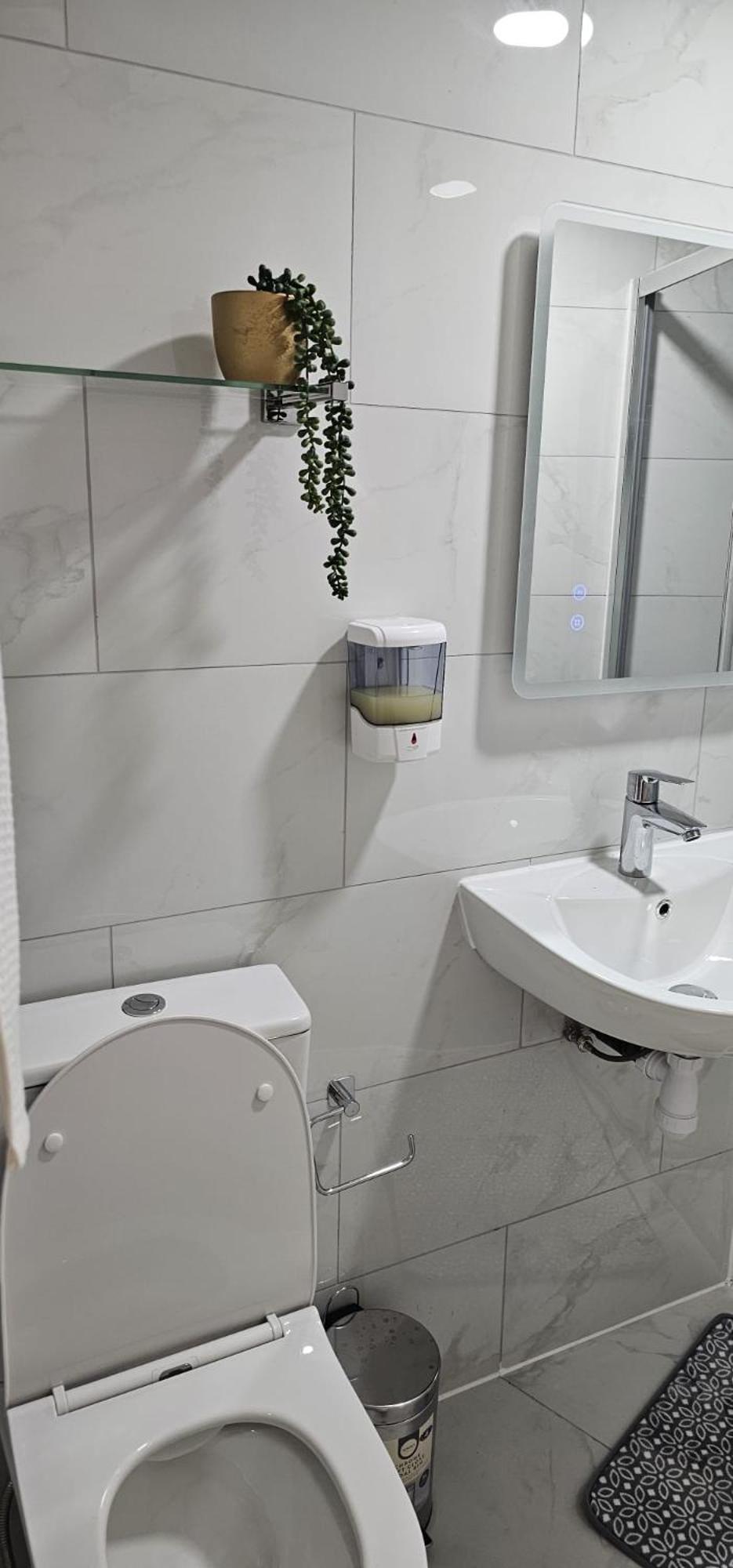 Cozy Studio Near To Tube Station Redbridge Extérieur photo
